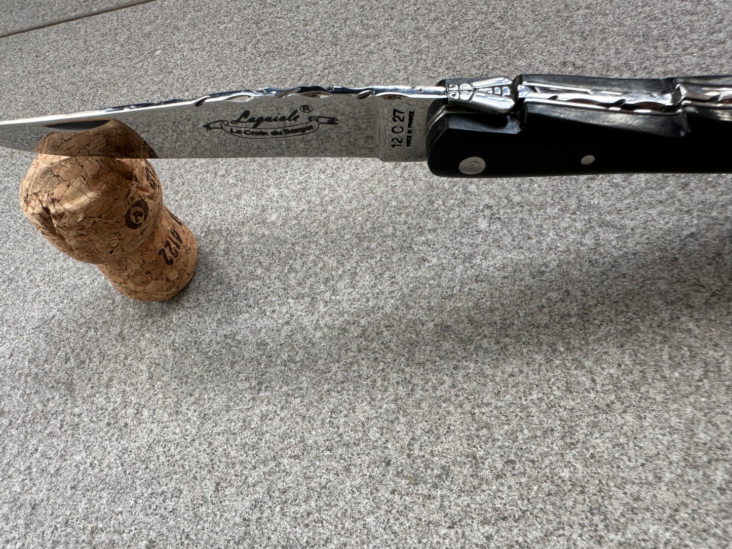 LAGUIOLE pocket knife "The Shepherd's Cross" in Ebony wood