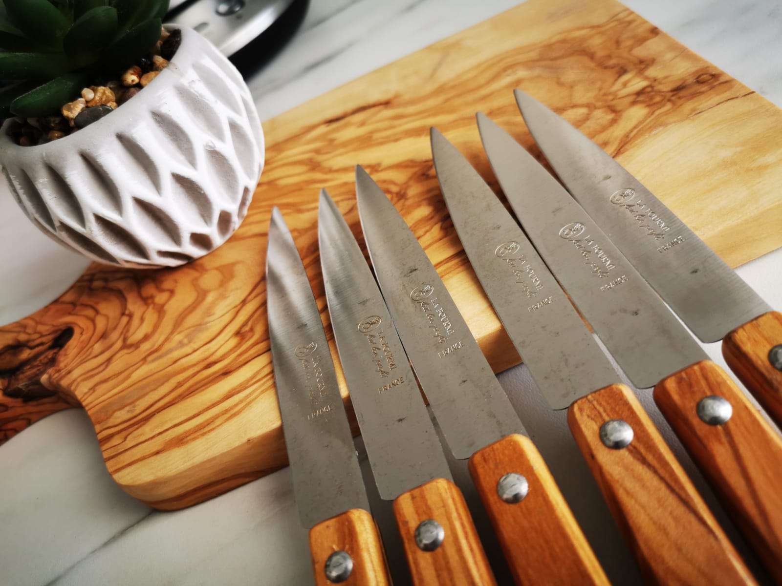 Lot de 6 couteaux à steak en bois d'olivier Collection La Fourmi