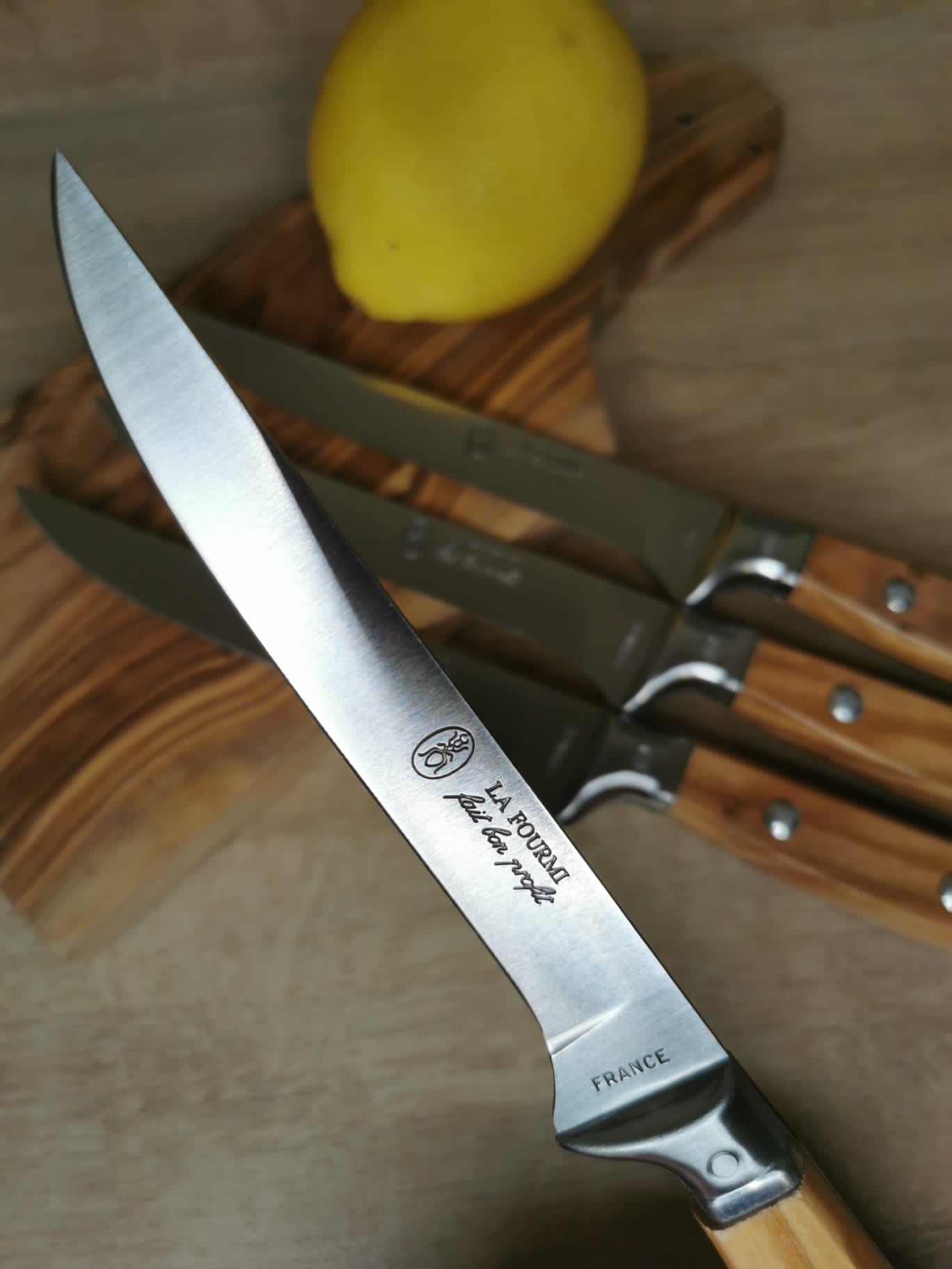 Couteaux à steak en bois d'olivier LA FOURMI - ALLWENEEDIS